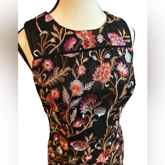 White House Black Market Embroidered Floral Sheath Dress - Picture 6 of 8